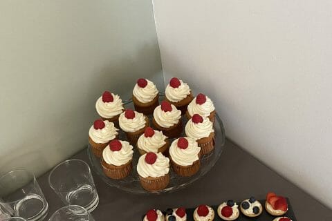 Cliquez pour zoomer ! Cupcakes à la framboise Thermomix par mimicuisto