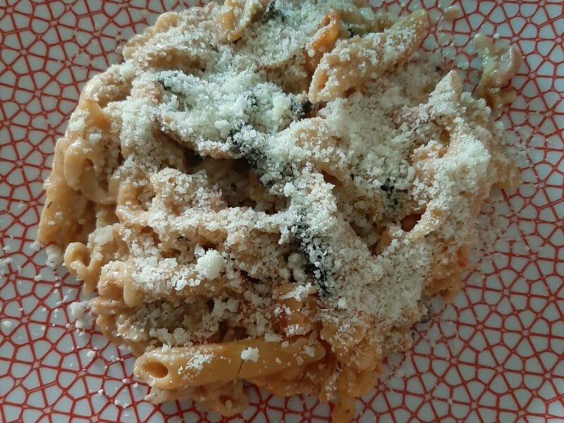 Cliquez pour zoomer ! Pennes au poulet, tomates et champignons Thermomix par thewhitedress