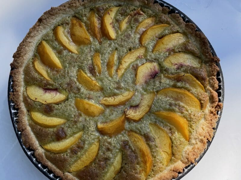Cliquez pour zoomer ! Tarte aux pêches jaunes et pistache Thermomix par nanie92