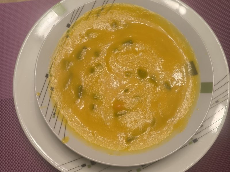 Cliquez pour zoomer ! Soupe haricots verts et carottes Thermomix par Thaliepe74