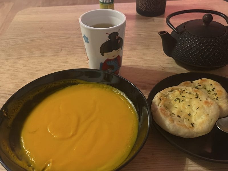 Cliquez pour zoomer ! Crème de potiron et carottes au lait de coco Thermomix par lilineneko