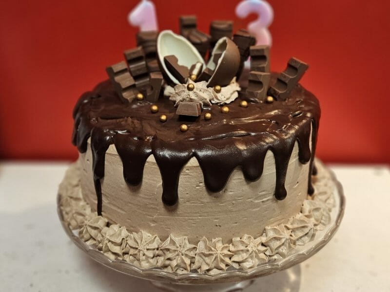 Cliquez pour zoomer ! Layer cake Kinder Bueno Thermomix par vivizou