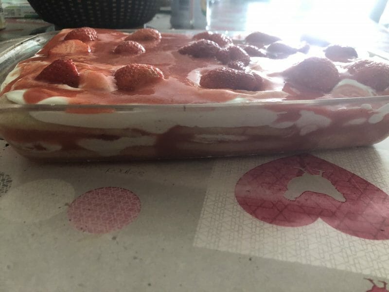 Cliquez pour zoomer ! Tiramisu aux fraises en verrines Thermomix par christine_52