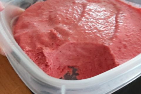 Cliquez pour zoomer ! Glace à la fraise Thermomix par roseouest
