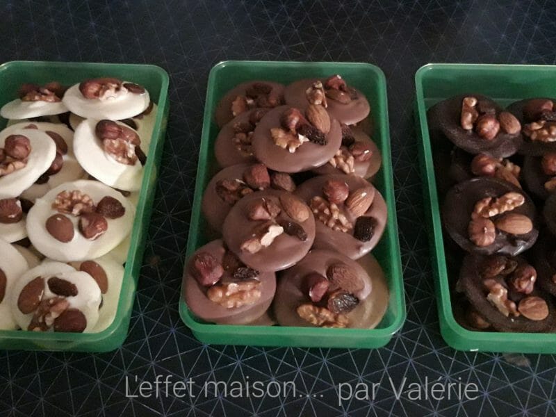 Cliquez pour zoomer ! Mendiants au chocolat Thermomix par nanou cuisine LH / BZH