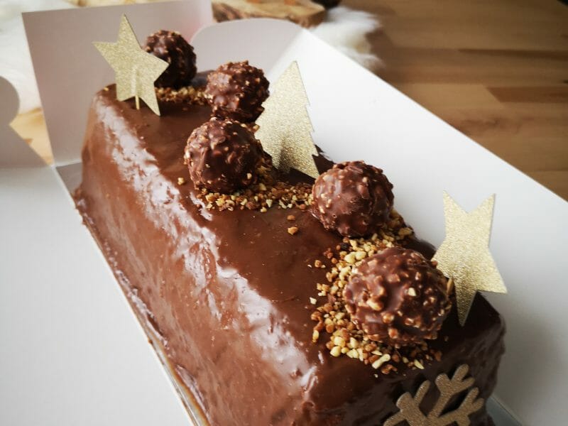 Cliquez pour zoomer ! Bûche Ferrero Rocher Thermomix par elo01800