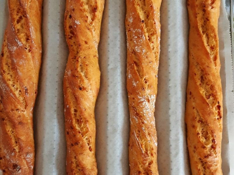 Cliquez pour zoomer ! Petits pains au chorizo Thermomix par mag58