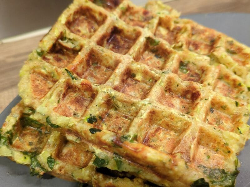 Cliquez pour zoomer ! Galettes de courgettes grecques Thermomix par audy9106