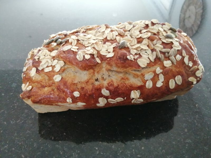 Cliquez pour zoomer ! Pain aux flocons d’avoine et au miel Thermomix par valoug68