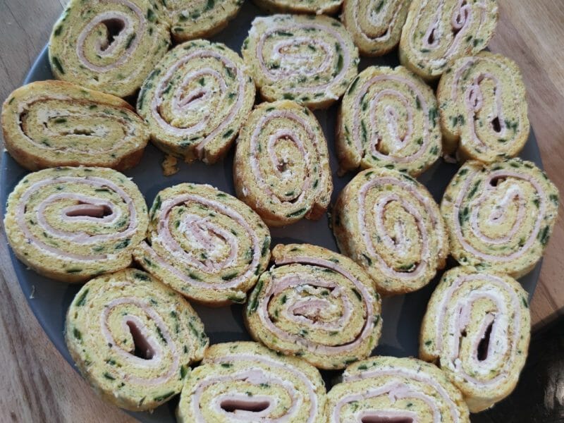 Cliquez pour zoomer ! Roulé aux courgettes et au saumon fumé Thermomix par Anne-k