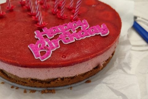 Cliquez pour zoomer ! Bavarois aux fraises Thermomix par sab44390