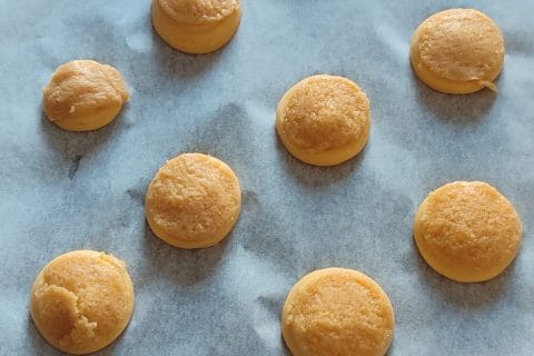 Cliquez pour zoomer ! Choux craquelin fraises chantilly Thermomix par carla_11