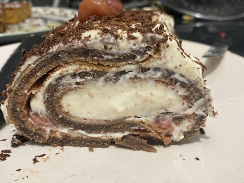 Cliquez pour zoomer ! Bûche forêt noire Thermomix par meriam_2