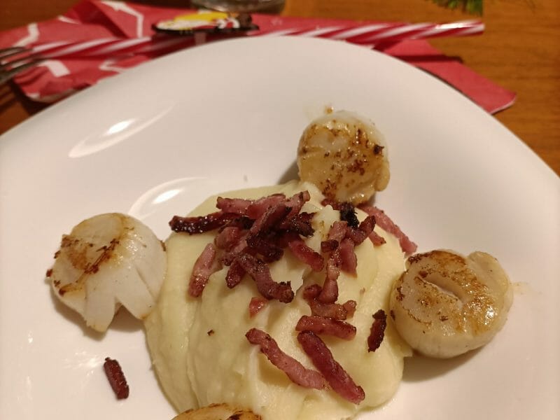 Cliquez pour zoomer ! Saint Jacques snackées sur purée de panais Thermomix par sophiegabin