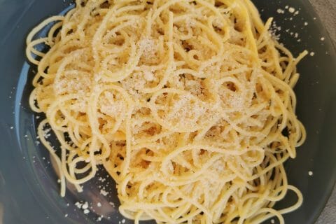 Cliquez pour zoomer ! Spaghetti à l’ail et à l’huile d’olive Thermomix par Lénaïk