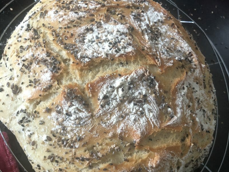 Cliquez pour zoomer ! Pain Cocotte Thermomix par nassima_23