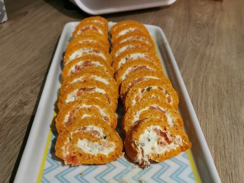 Cliquez pour zoomer ! Roulé à la tomate, saumon et fromage Thermomix par yas85420