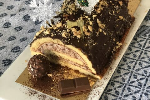 Cliquez pour zoomer ! Bûche Ferrero Rocher Thermomix par cassir44