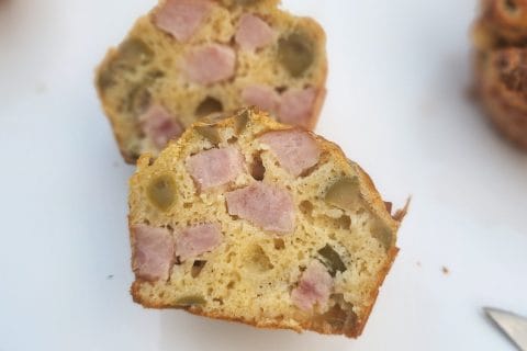 Cliquez pour zoomer ! Mini muffins au jambon et olives vertes Thermomix par jlrethore