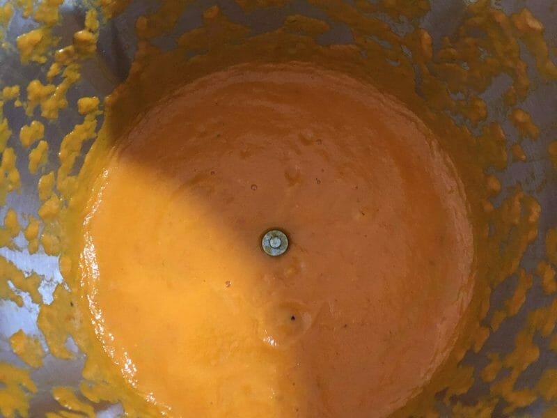 Cliquez pour zoomer ! Velouté de carottes et poivrons rouges Thermomix par loloulv