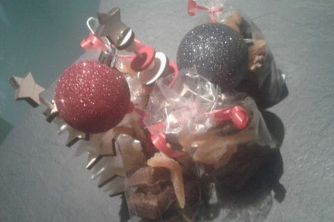 Cliquez pour zoomer ! Caramels aux cacahuètes enrobés de chocolat au Thermomix