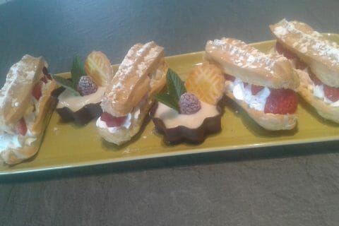 Cliquez pour zoomer ! Éclairs fraises chantilly au Thermomix