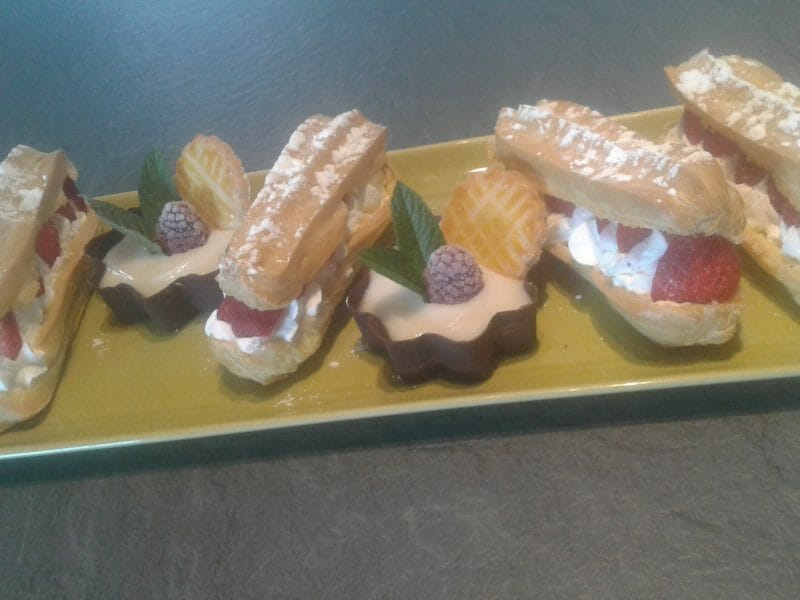 Cliquez pour zoomer ! Éclairs fraises chantilly Thermomix par gaelle91
