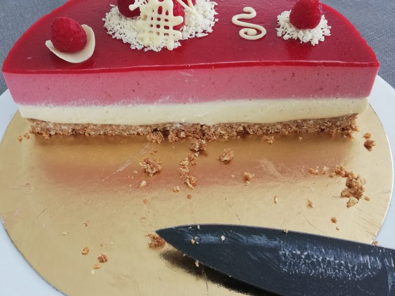 Cliquez pour zoomer ! Bavarois aux framboises Thermomix par aurelia356