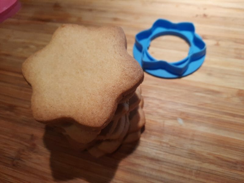 Cliquez pour zoomer ! Sablés à la confiture Thermomix par mamely72