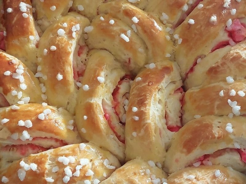 Cliquez pour zoomer ! Brioche aux pralines roses Thermomix par carole_62