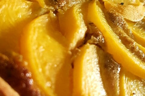 Cliquez pour zoomer ! Tarte aux pêches jaunes et pistache Thermomix par stolela