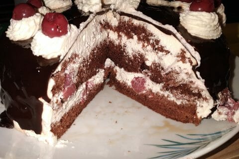 Cliquez pour zoomer ! Bûche forêt noire Thermomix par Élodie