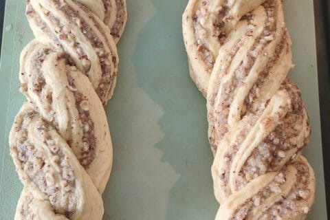 Cliquez pour zoomer ! Brioche tressée aux noisettes Thermomix par titeritale