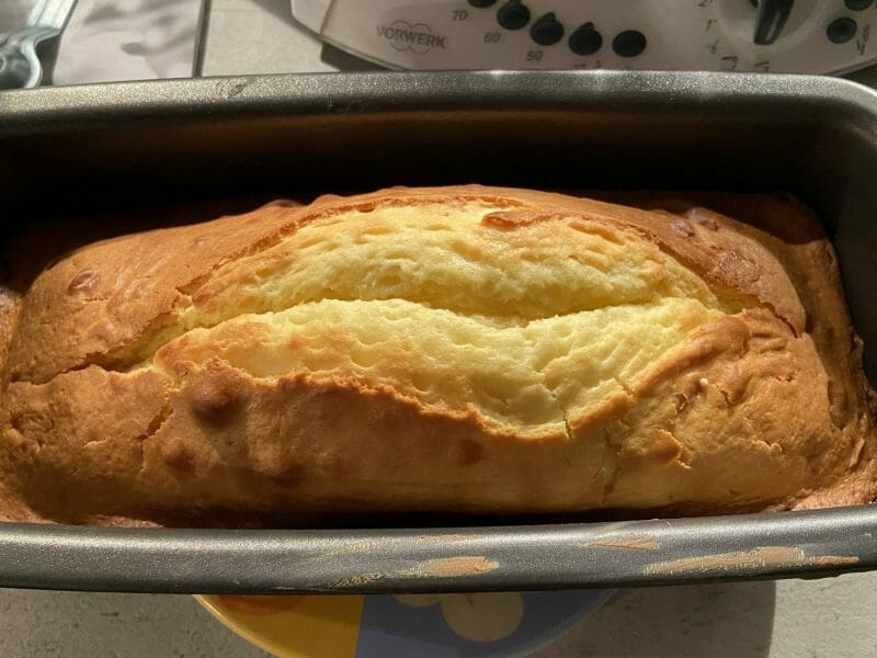 Cliquez pour zoomer ! Cake aux petits suisses Thermomix par alessandra92