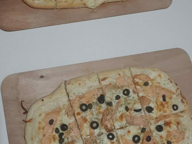 Cliquez pour zoomer ! Pizza au saumon et sauce kiri Thermomix par rachel1988