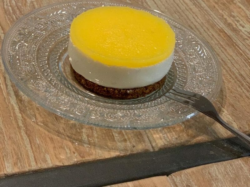 Cliquez pour zoomer ! Panna cotta citron sur sablé spéculoos et miroir de mangue Thermomix par azize