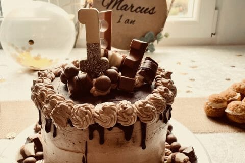 Cliquez pour zoomer ! Layer cake Kinder Bueno Thermomix par fanny_72