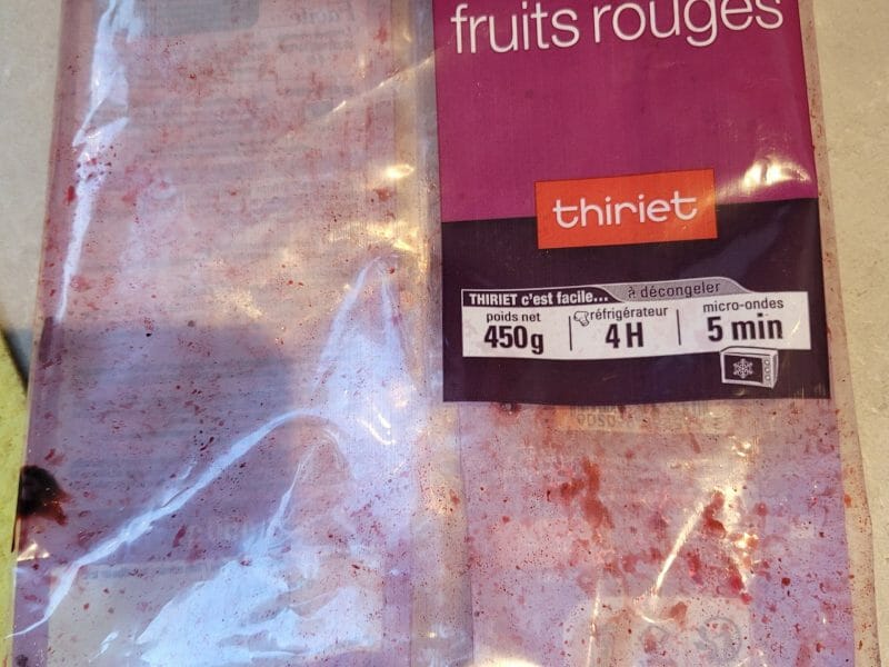 Cliquez pour zoomer ! Tarte sans cuisson façon pana cotta et fruits rouges Thermomix par moussechoc