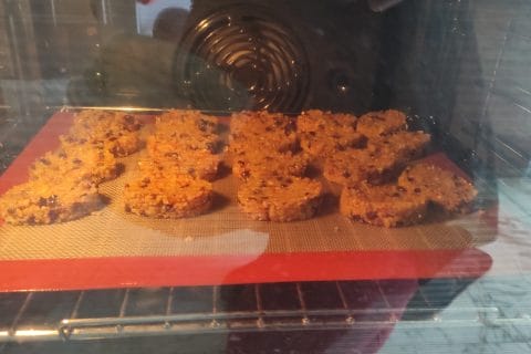 Cliquez pour zoomer ! Cookies au pain rassis et pépites de chocolat Thermomix par amande_2