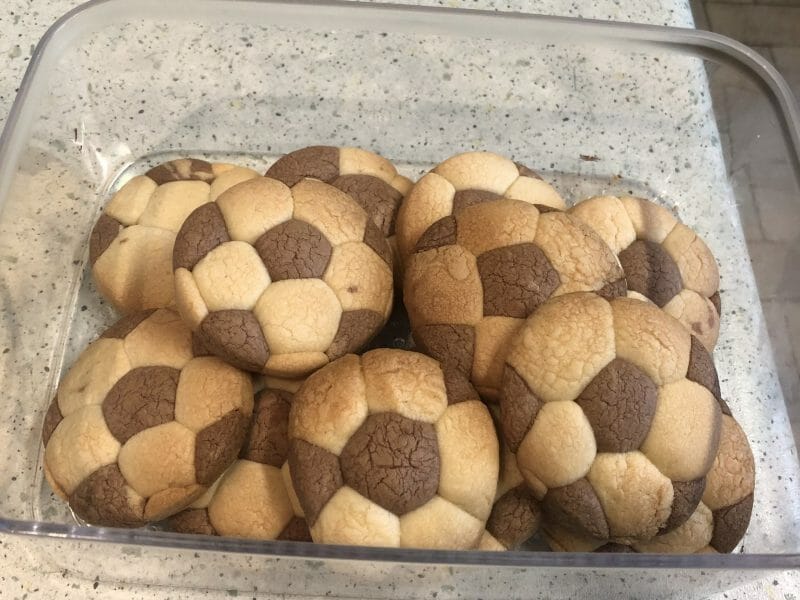 Cliquez pour zoomer ! Biscuits ballon de foot Thermomix par mamigui