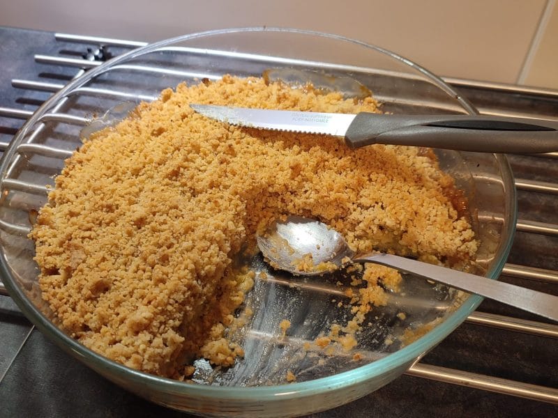 Cliquez pour zoomer ! Crumble à la rhubarbe Thermomix par joceChinaillon74