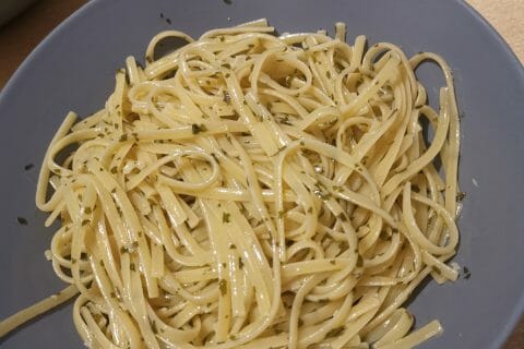 Cliquez pour zoomer ! Spaghetti à l’ail et à l’huile d’olive Thermomix par laetitia2226