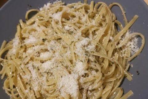 Cliquez pour zoomer ! Spaghetti à l’ail et à l’huile d’olive Thermomix par laetitia2226