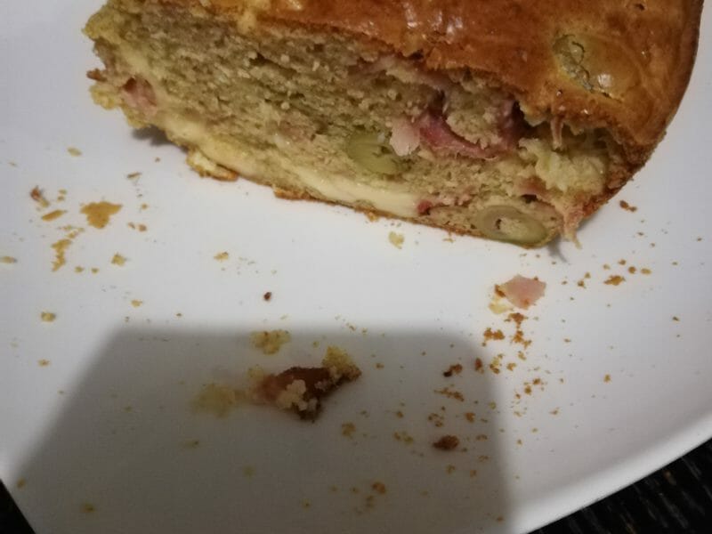 Cliquez pour zoomer ! Cake salé jambon fromage et olives Thermomix par amarena
