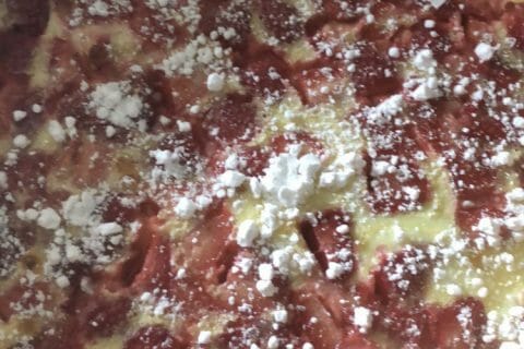Cliquez pour zoomer ! Clafoutis aux fraises Thermomix par bobby87
