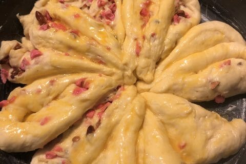 Cliquez pour zoomer ! Brioche aux pralines roses Thermomix par bobby87