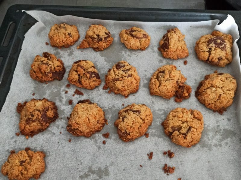 Cliquez pour zoomer ! Cookies au pain rassis et pépites de chocolat Thermomix par sissi_3