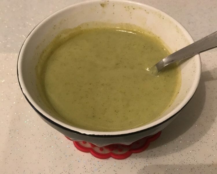 Cliquez pour zoomer ! Velouté de brocoli et feta Thermomix par laura.h