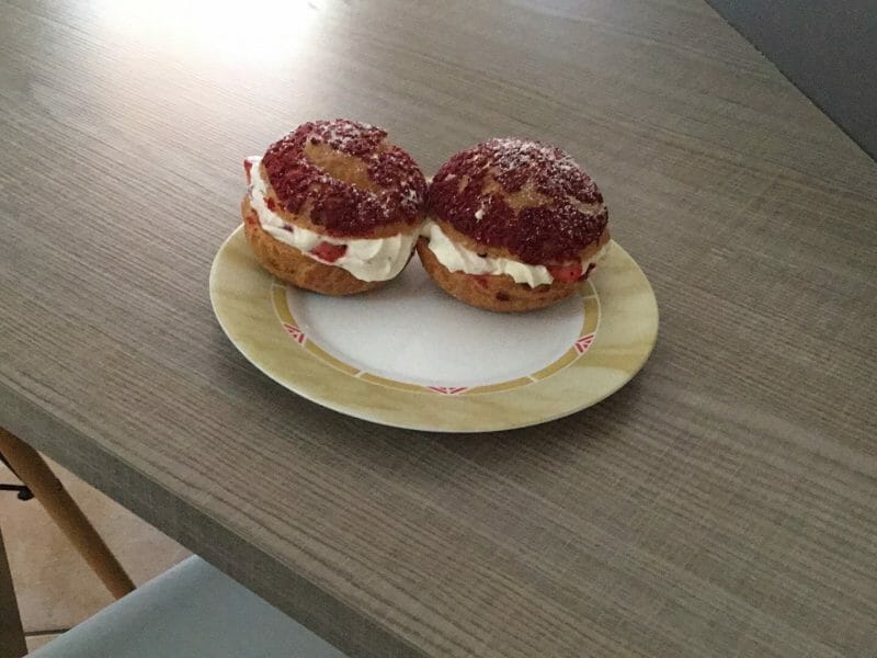 Cliquez pour zoomer ! Choux craquelin fraises chantilly Thermomix par laplume34
