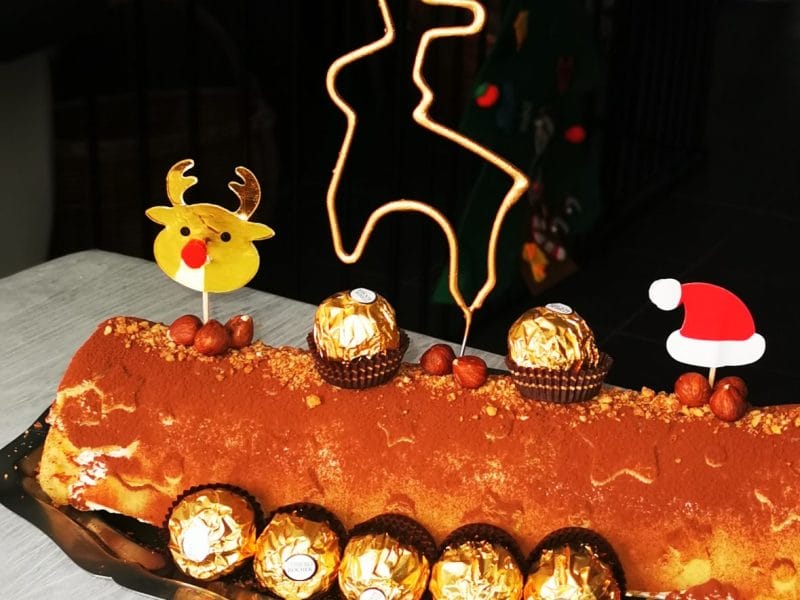 Cliquez pour zoomer ! Bûche Ferrero Rocher Thermomix par aurelie_202